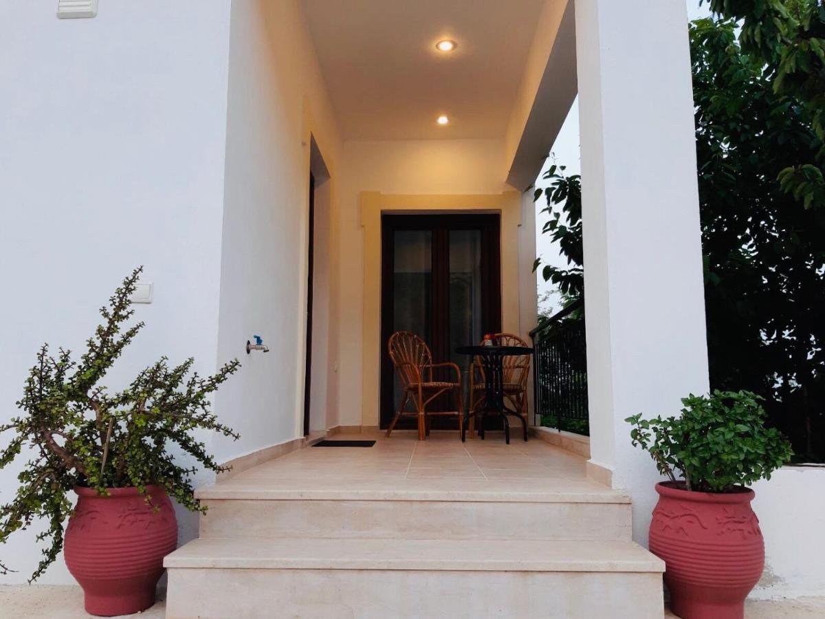 Green View Apartment Ágios Pétros Dış mekan fotoğraf