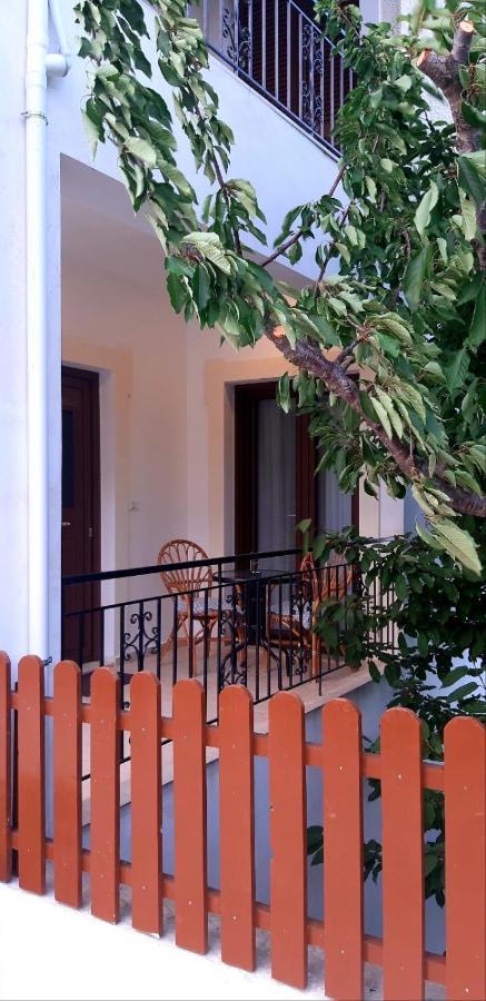 Green View Apartment Ágios Pétros Dış mekan fotoğraf